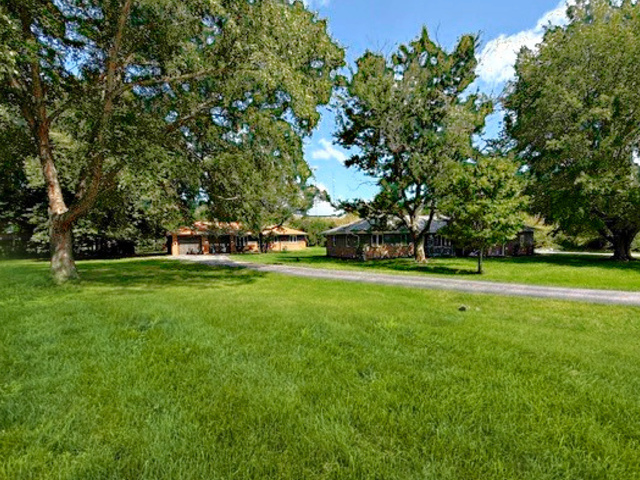 1106 E Pearl Drive Property Photo 2