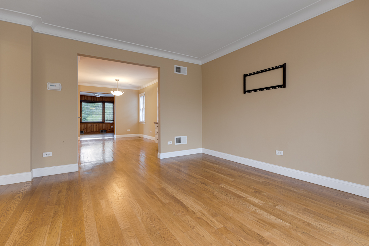 9 S Ridge Avenue Property Photo 8