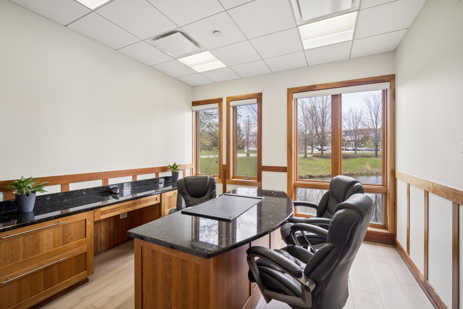 1416 Techny Road Property Photo 15