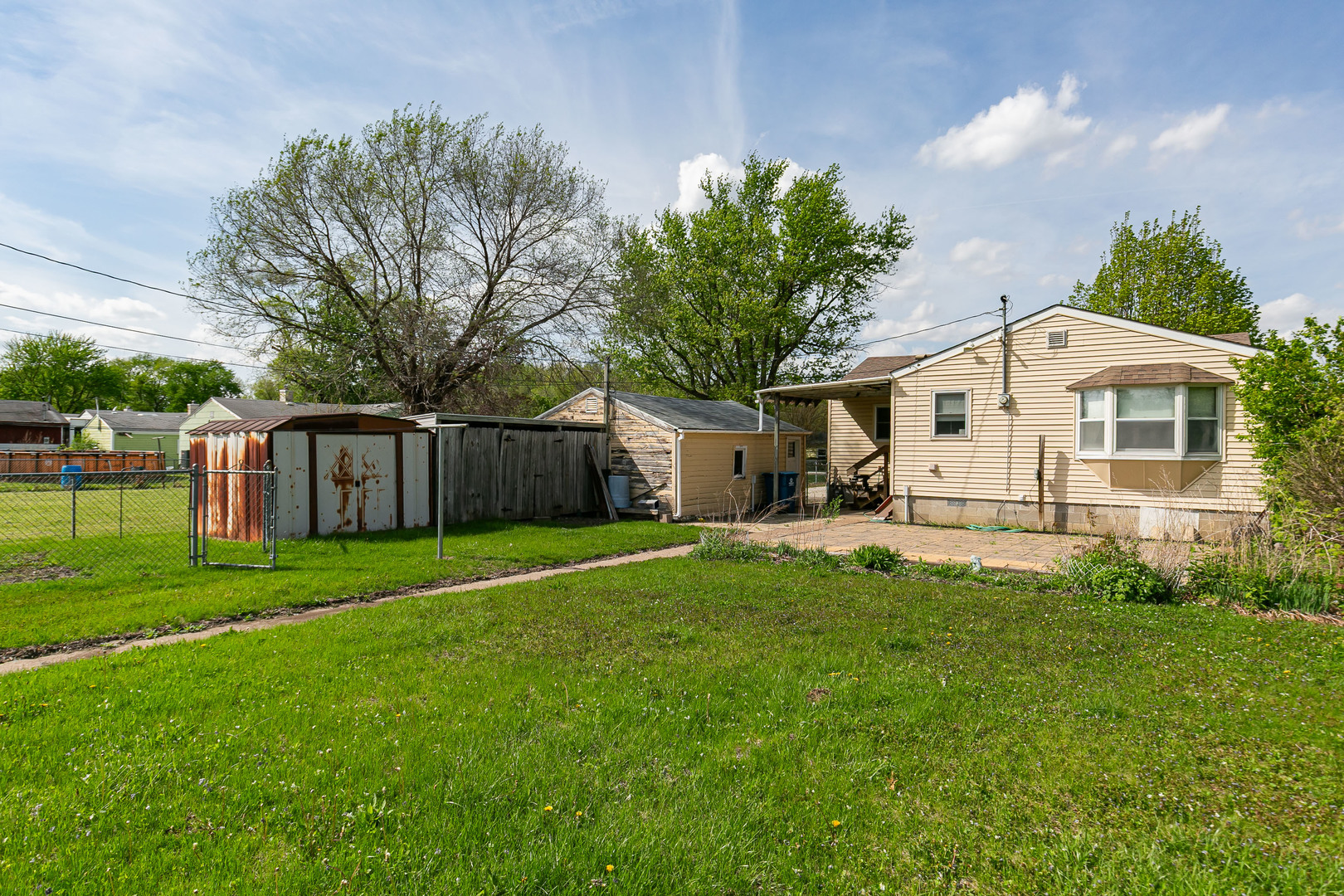 17112 10th Avenue Property Photo 6