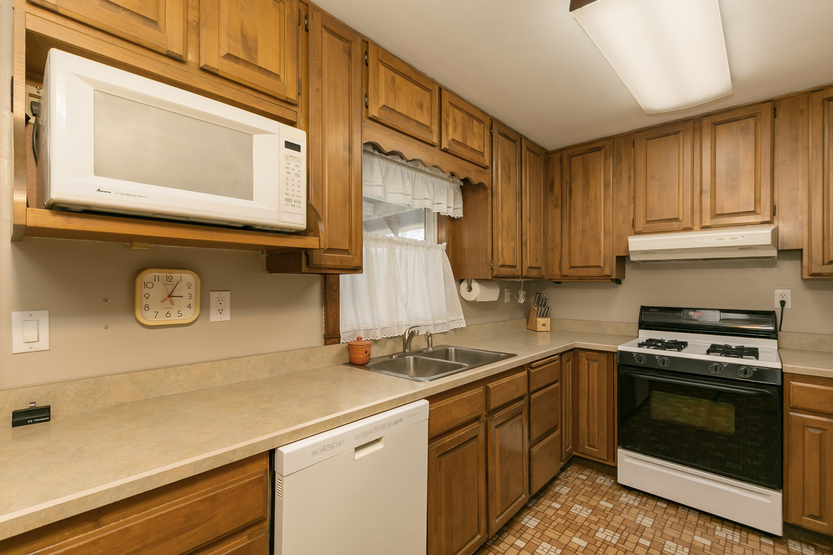 17112 10th Avenue Property Photo 23