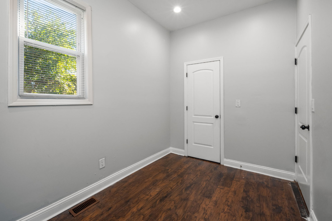 12624645 Property Photo 8