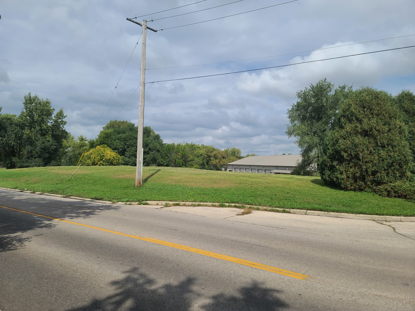 Lot 1 Lakeside Court Property Photo 10