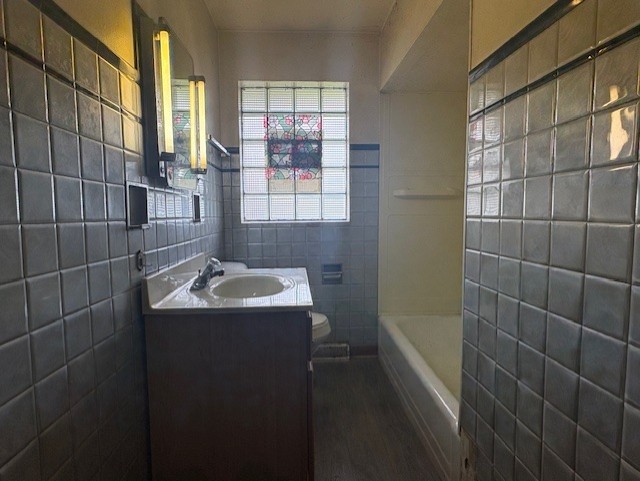 10706 Oak Avenue Property Photo 8