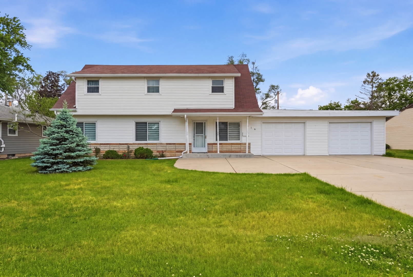 216 Bunn Drive Property Photo 1