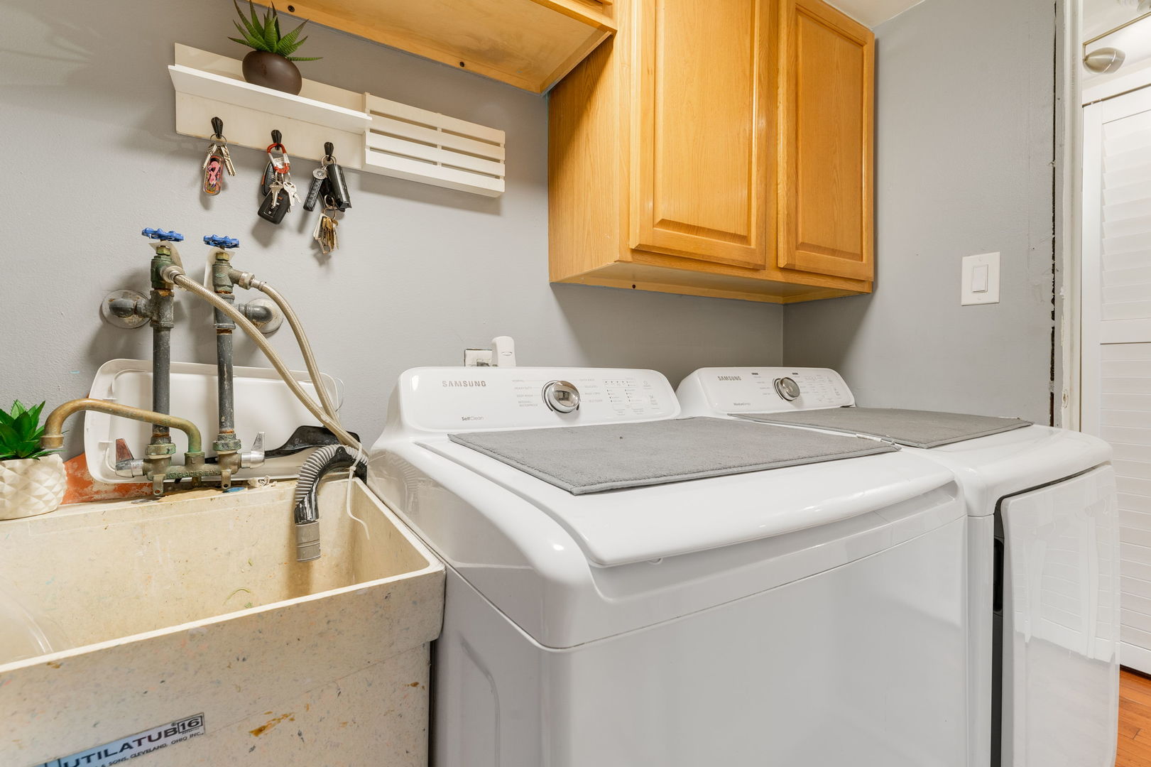 12821 S Kenneth Avenue B3 Property Photo 15