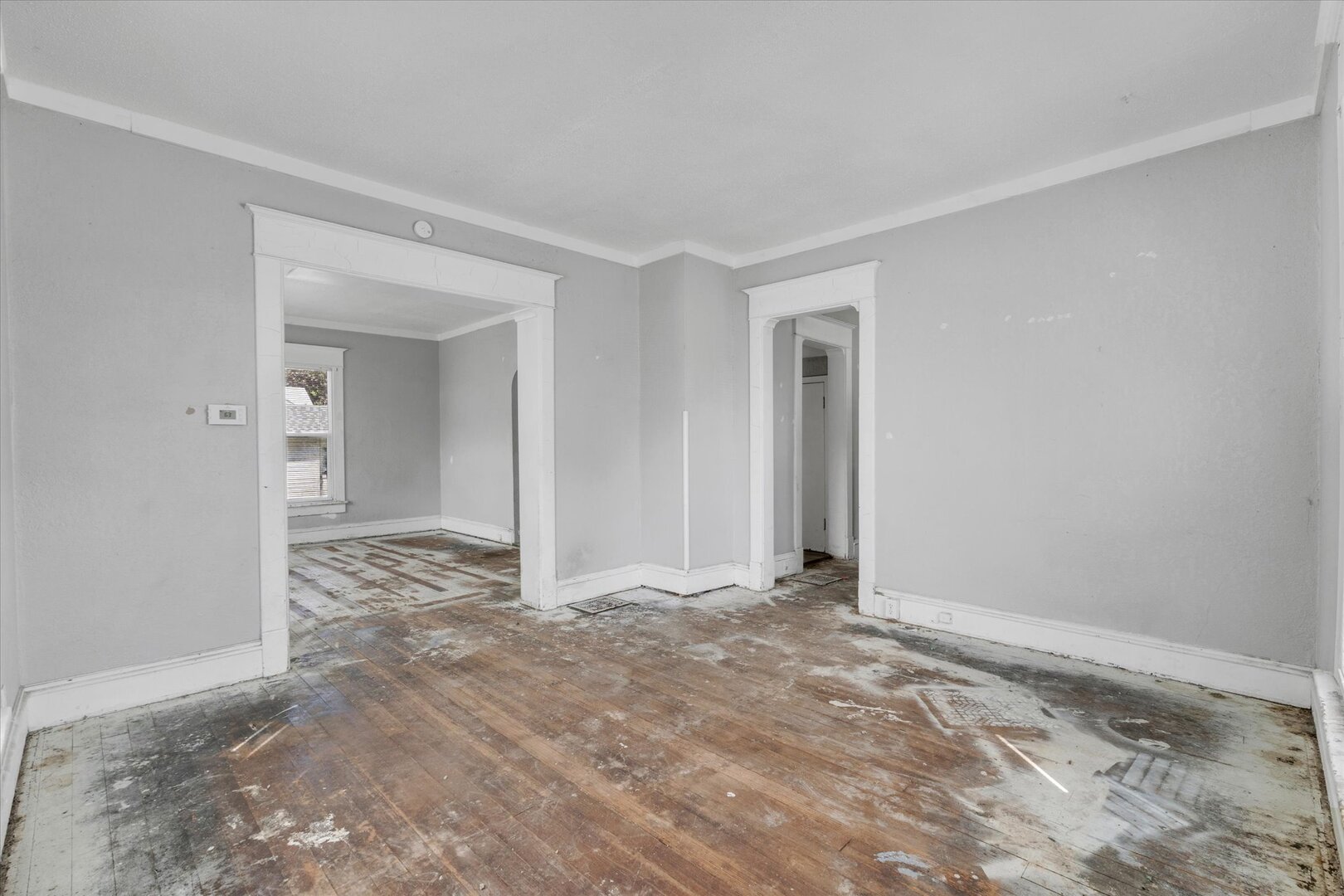 706 N Howell Street Property Photo 13