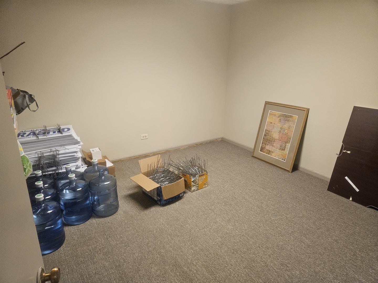 8233 S Harlem Avenue Property Photo 7