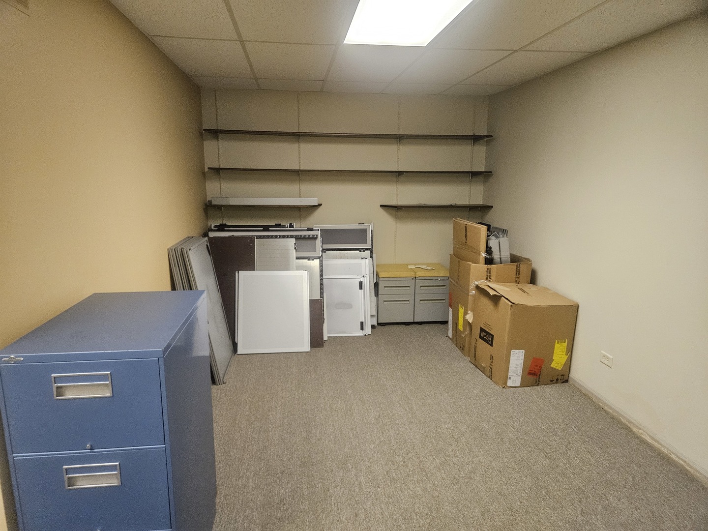 8233 S Harlem Avenue Property Photo 8