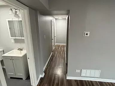 7800 S Exchange Avenue Property Photo 8
