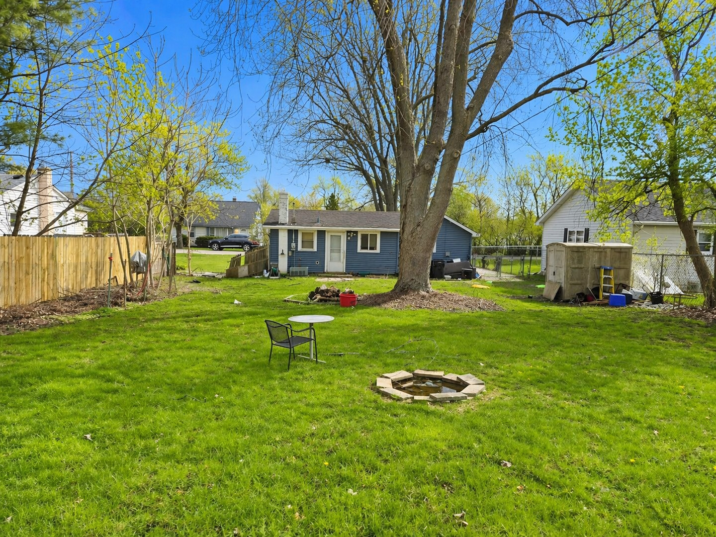 37854 Harper Avenue Property Photo 2