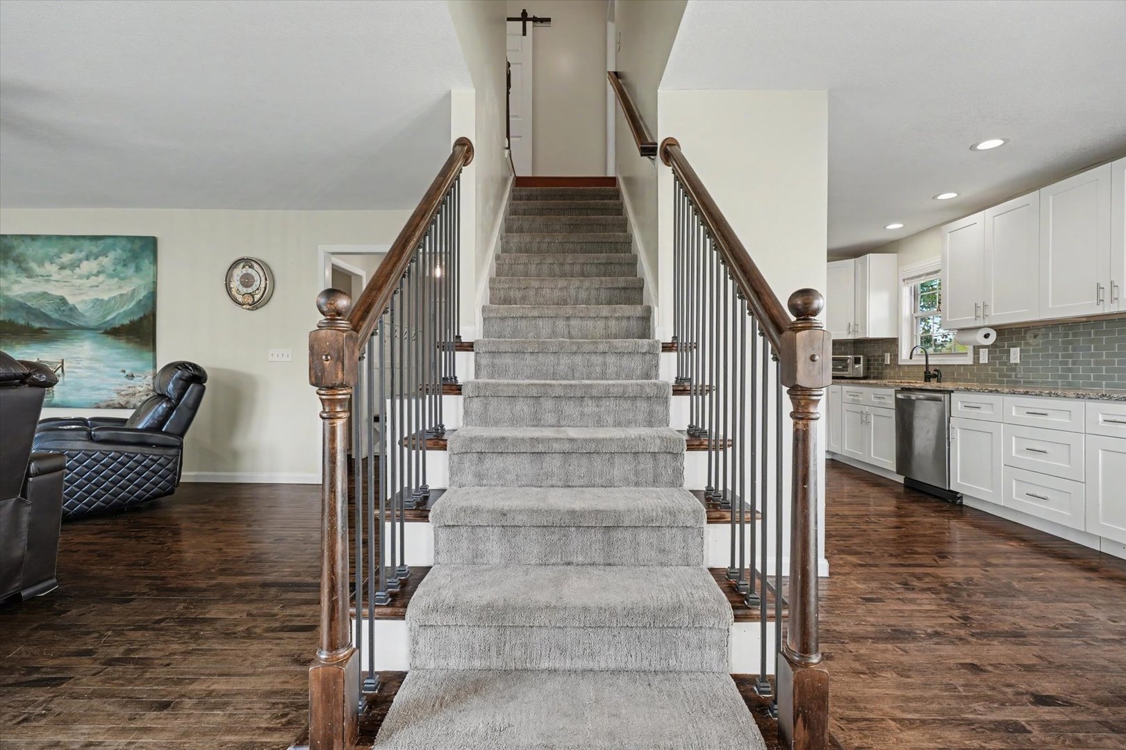 206 E Tomaras Avenue Property Photo 20