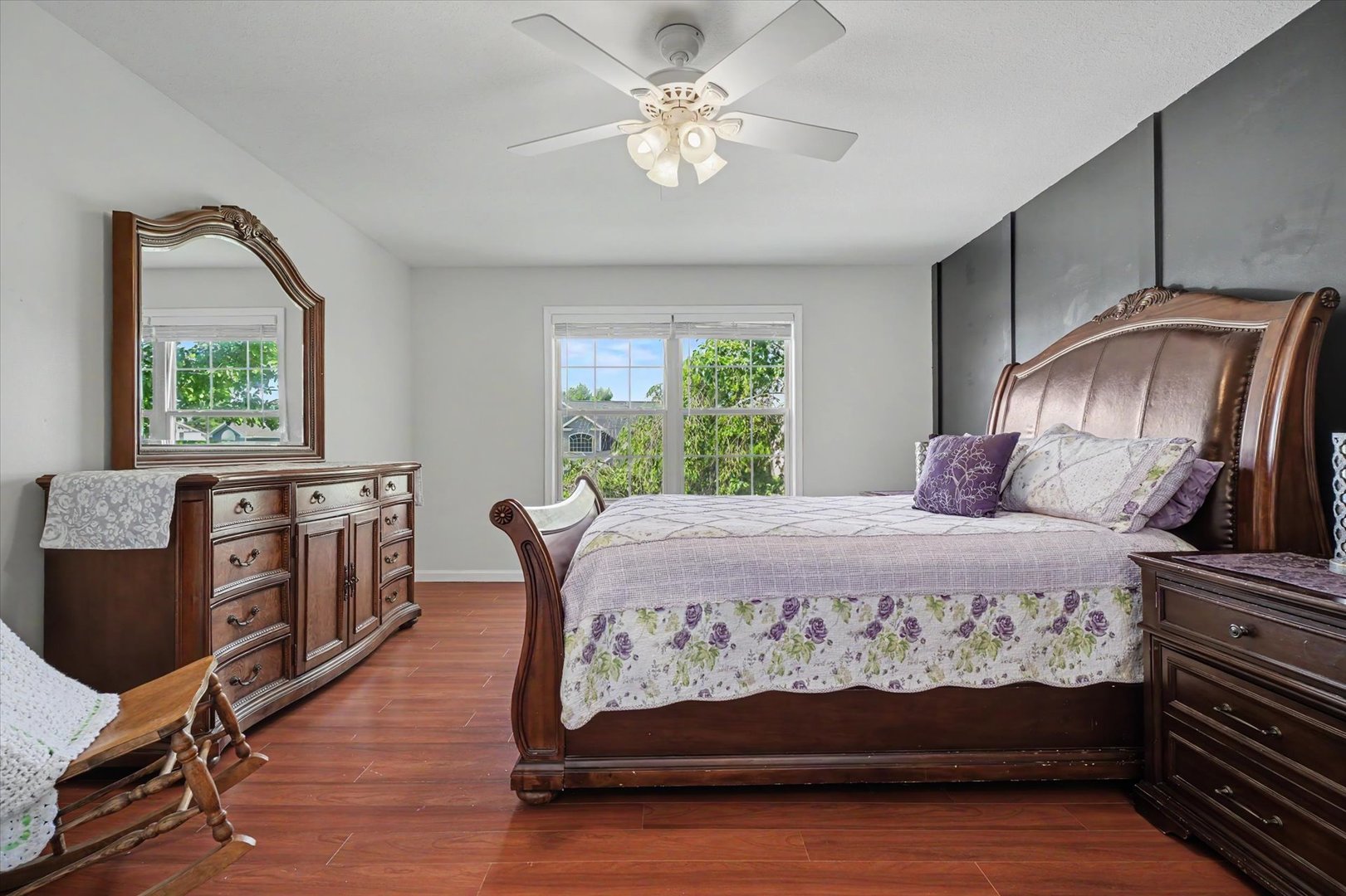 206 E Tomaras Avenue Property Photo 26