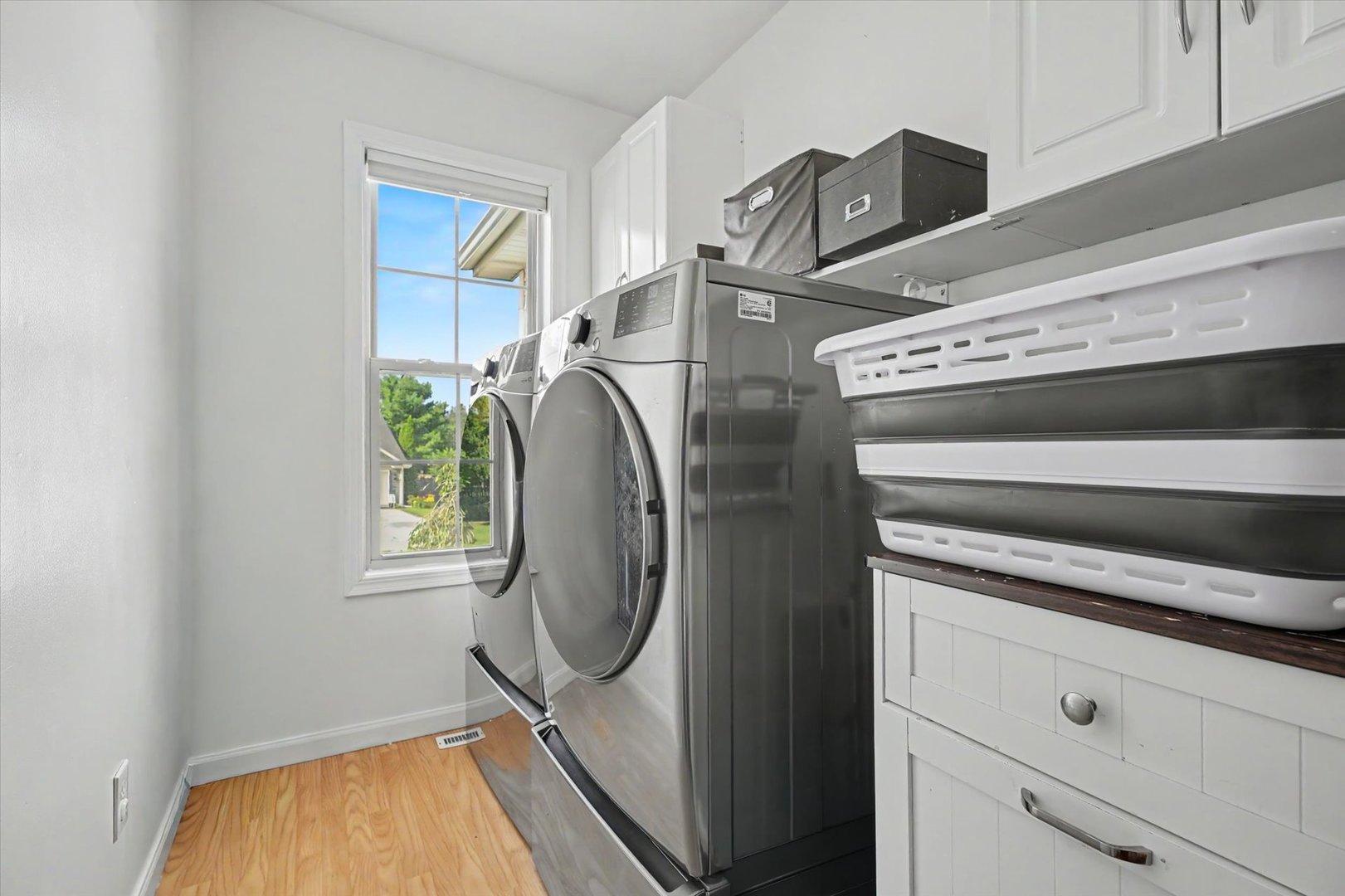 206 E Tomaras Avenue Property Photo 30