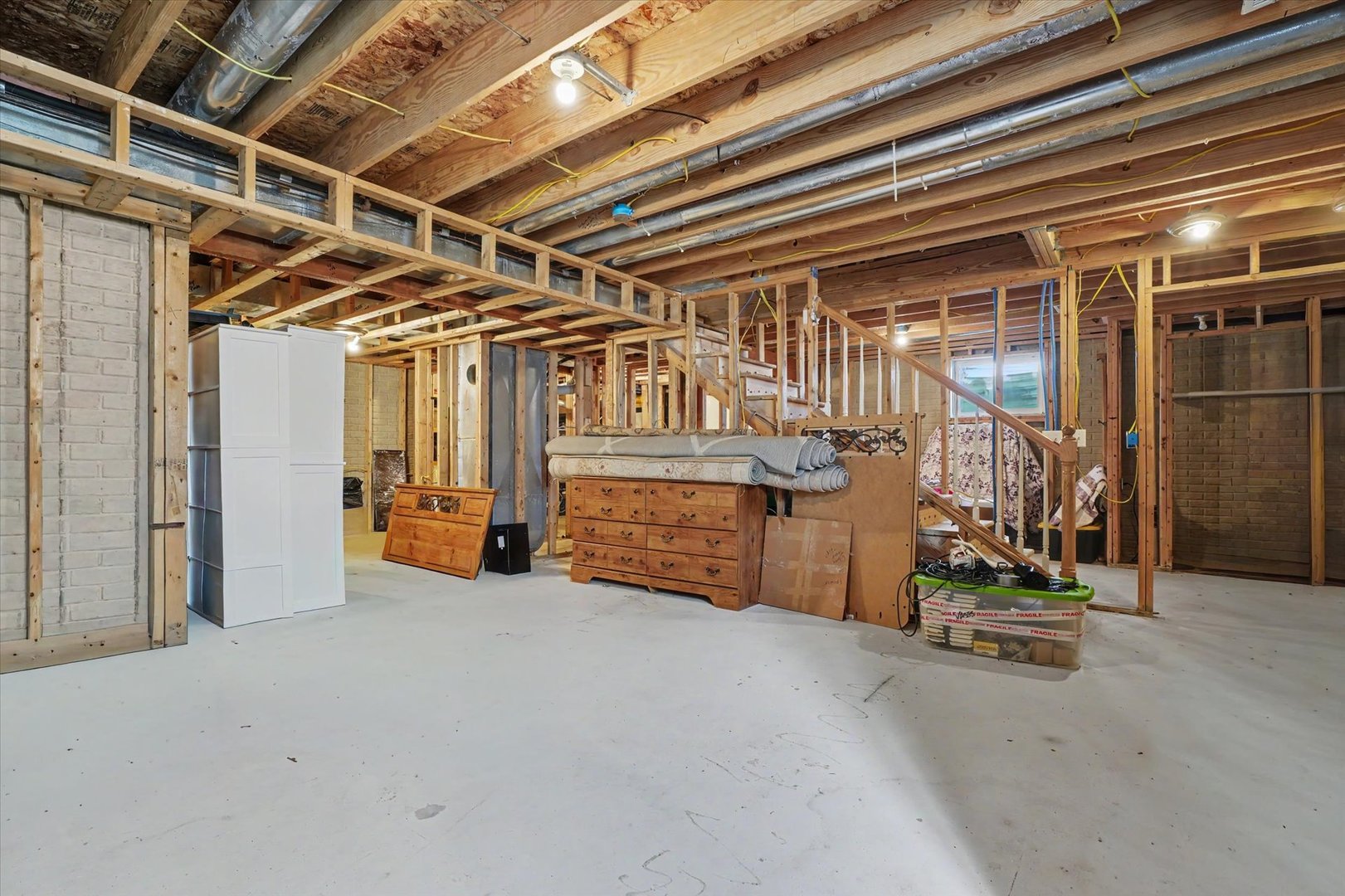 206 E Tomaras Avenue Property Photo 33