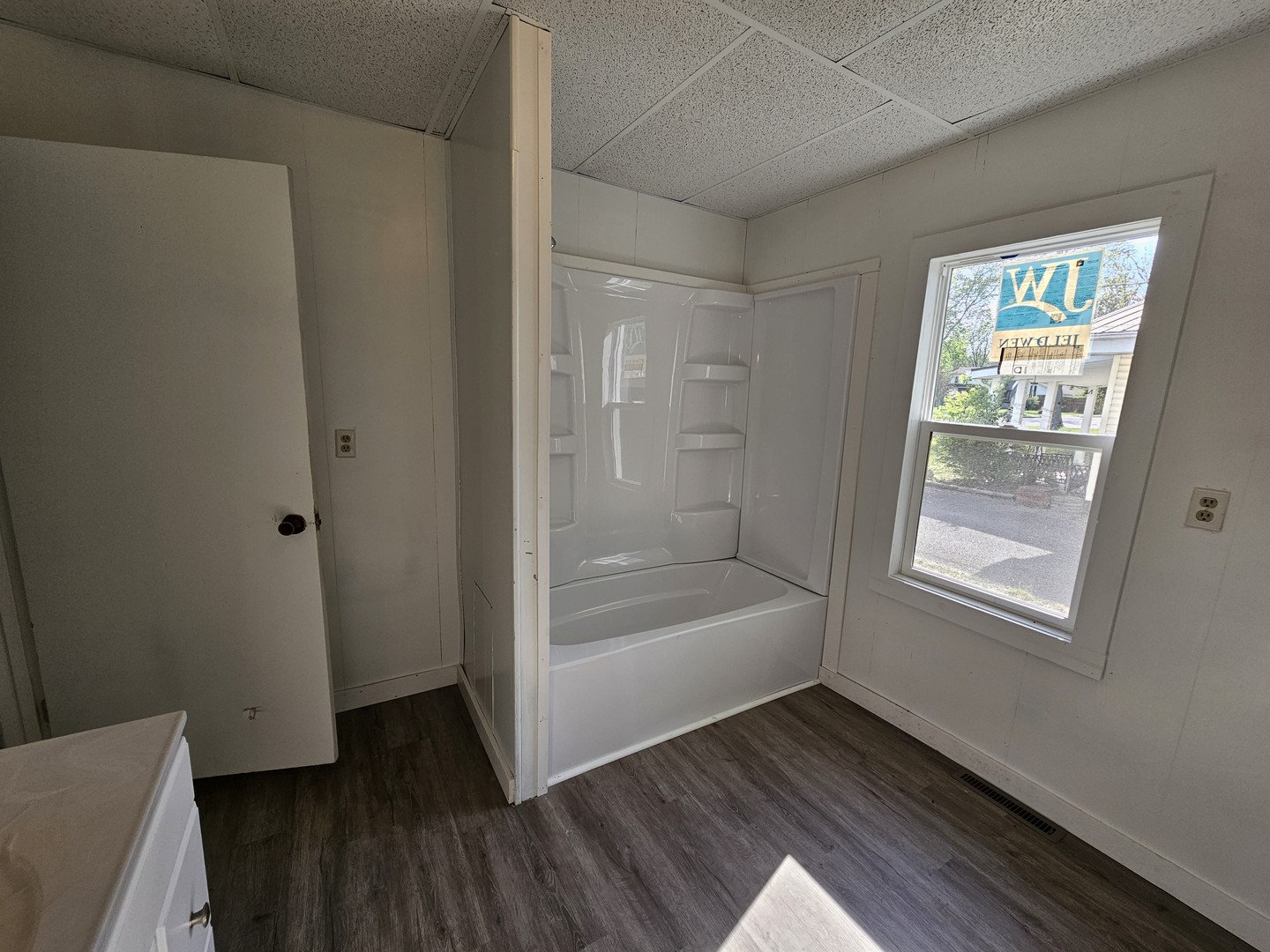 415 E Johnson Street Property Photo 15
