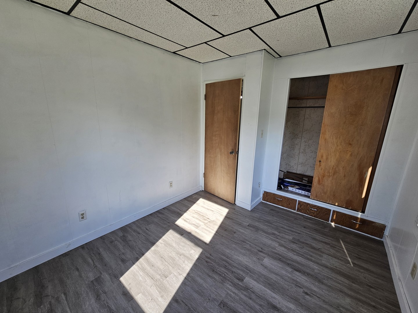 415 E Johnson Street Property Photo 16