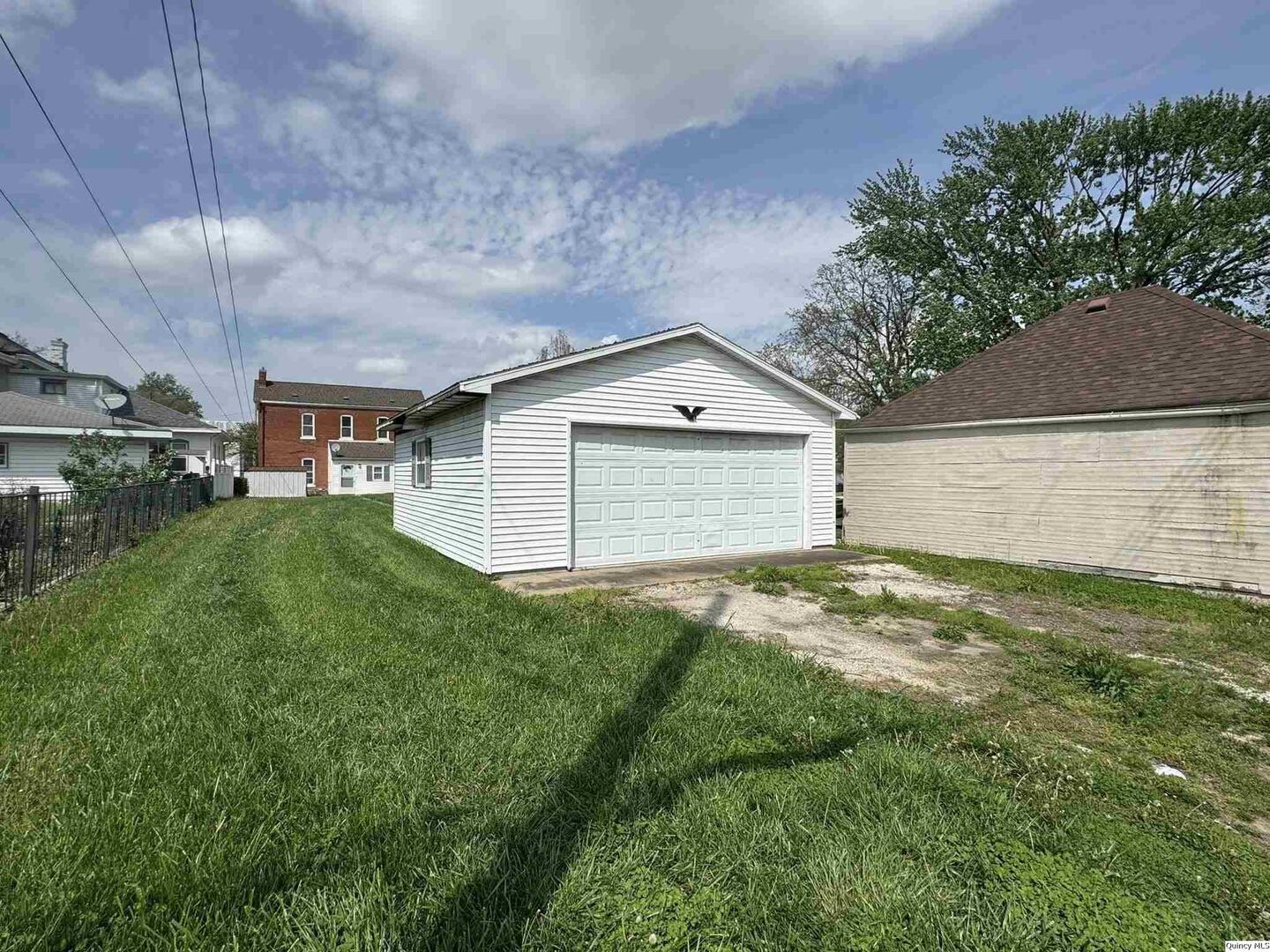 608 Adams Property Photo 19