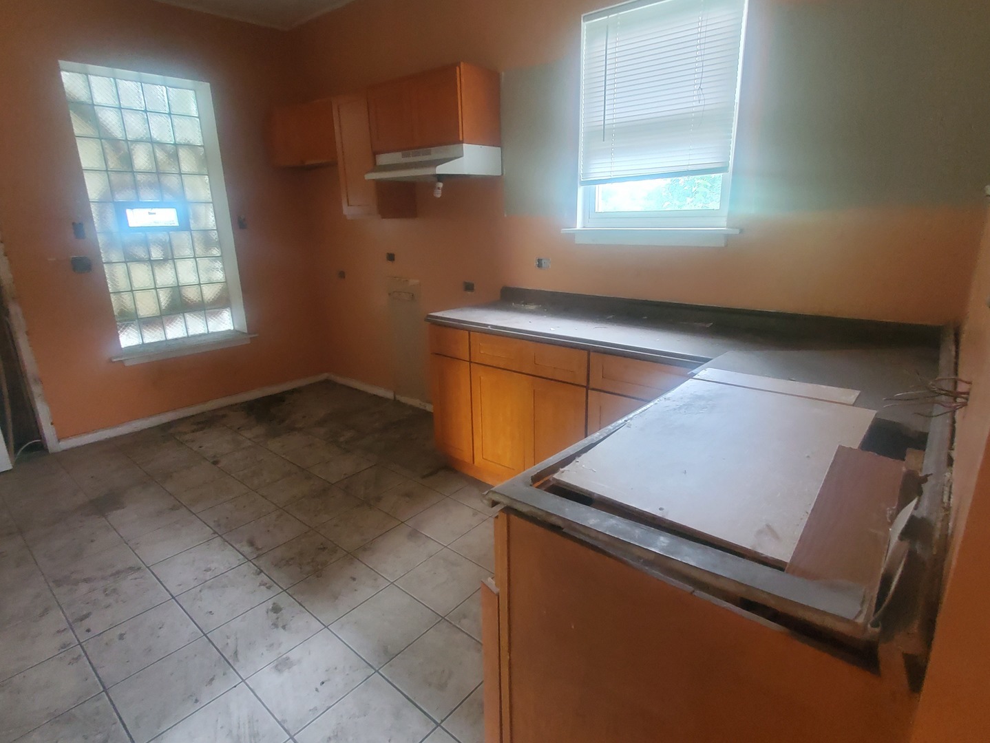 5258 S Emerald Avenue Property Photo 21