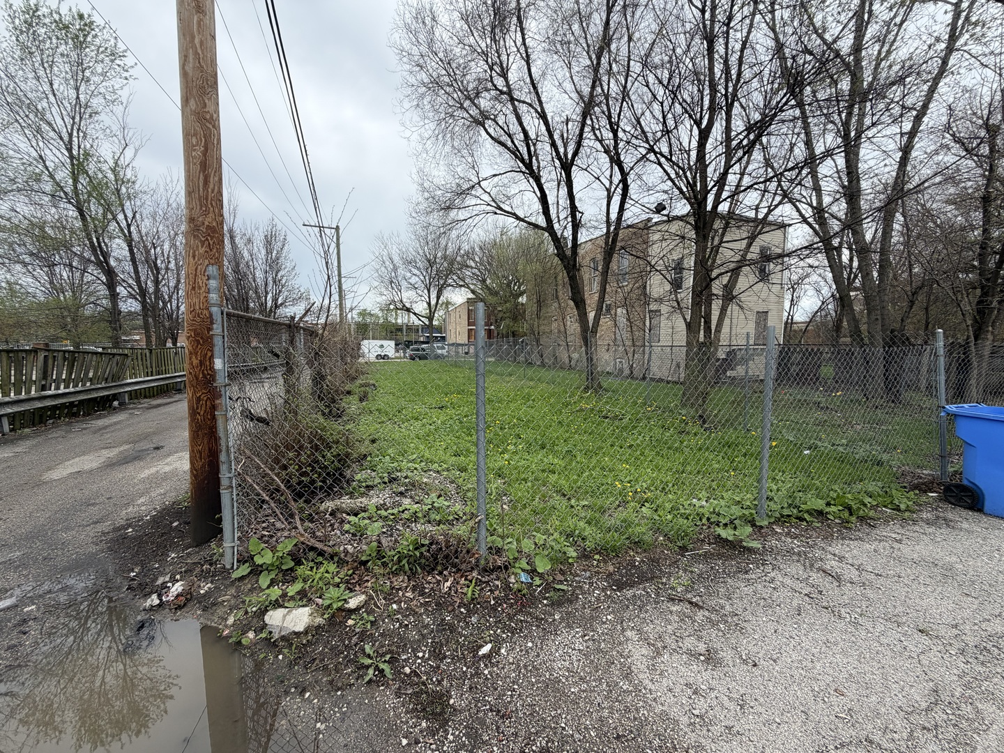 517 N Sawyer Avenue Property Photo 4
