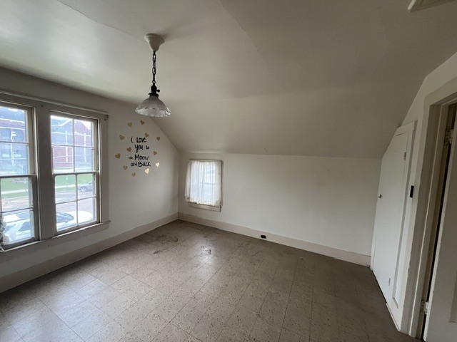 610 W Central Boulevard Property Photo 10