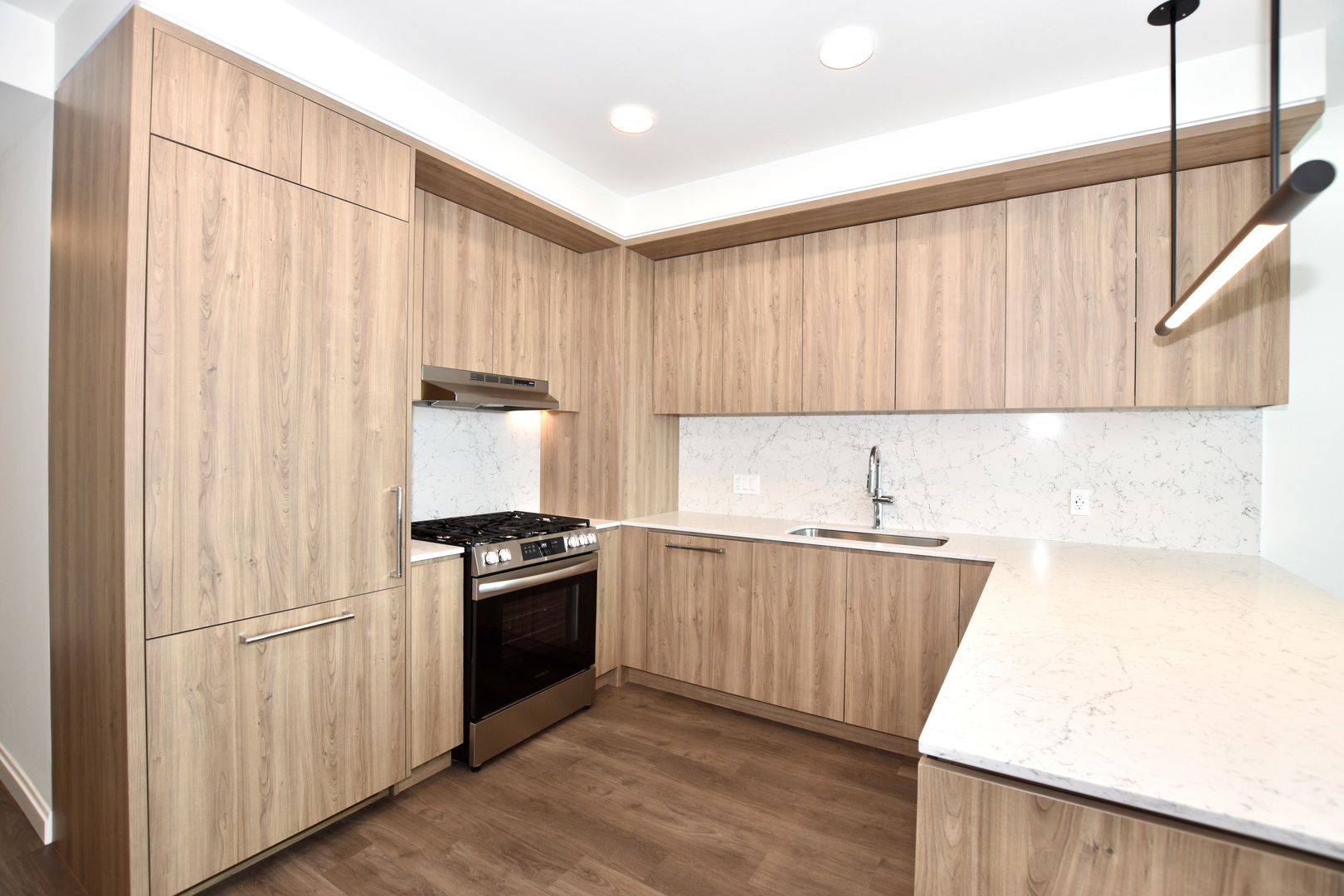 1000 S Michigan Avenue 5402 Property Photo 7
