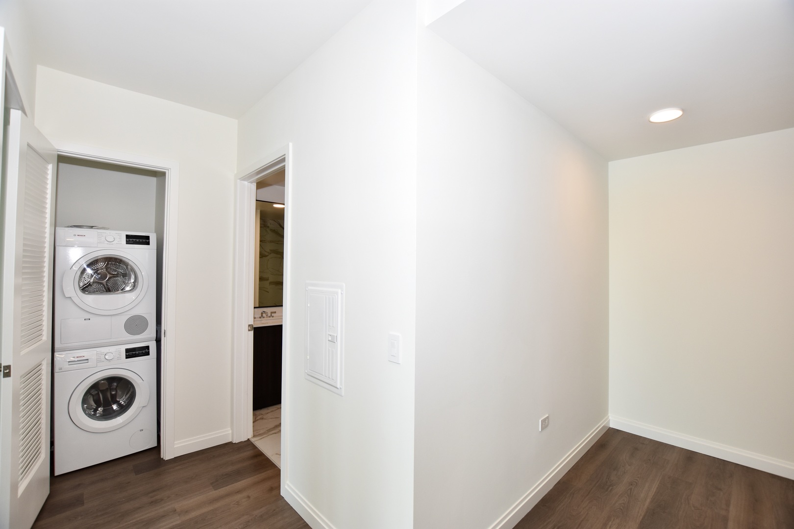 1000 S Michigan Avenue 5402 Property Photo 16