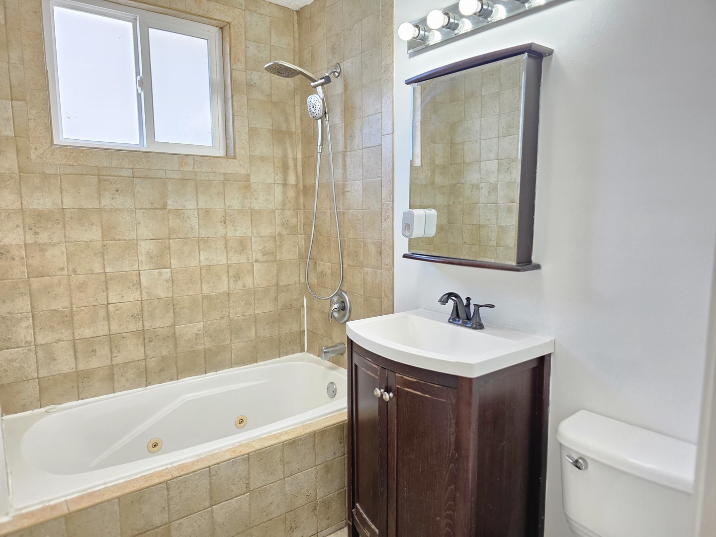 625 S 14th Avenue Property Photo 16
