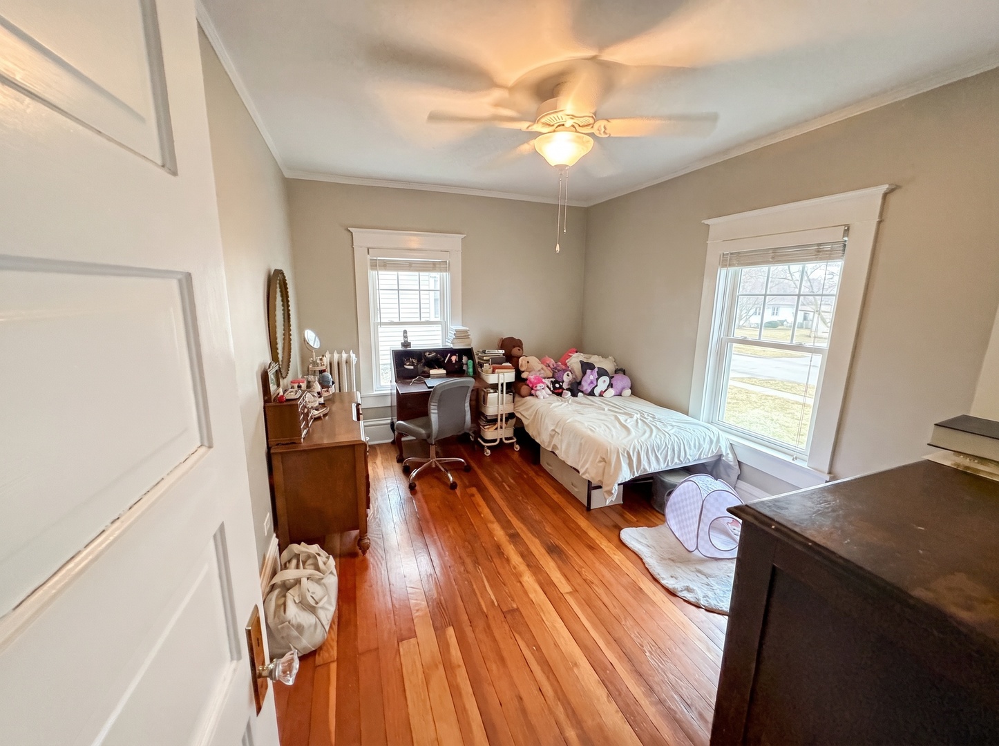 211 N Batavia Avenue Property Photo 13