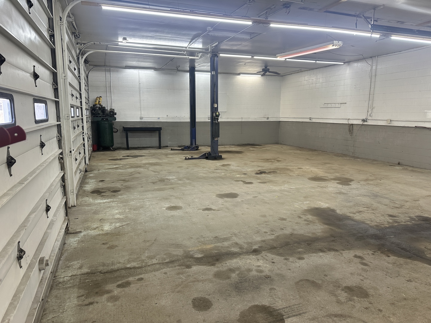 1015 E Broadway Avenue Property Photo 2