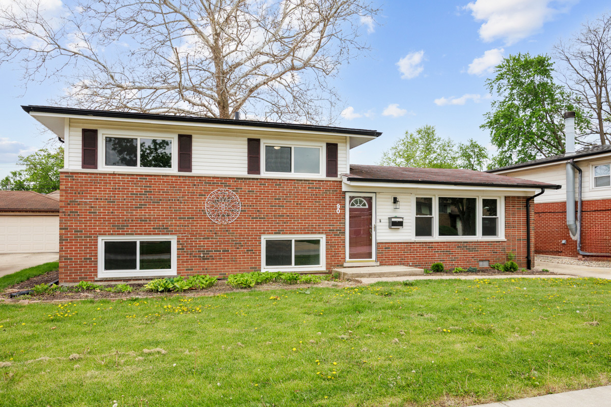 90 Peyton Drive Property Photo 2