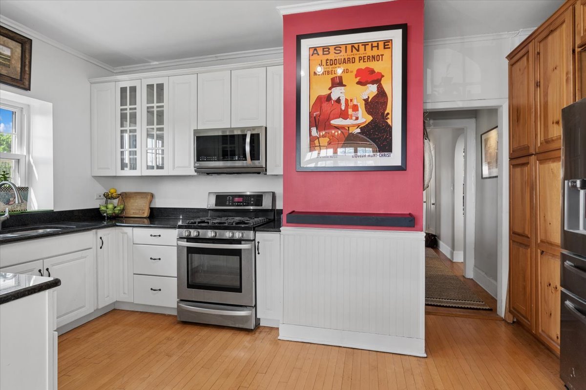 470 Sheridan Road 2 Property Photo 12