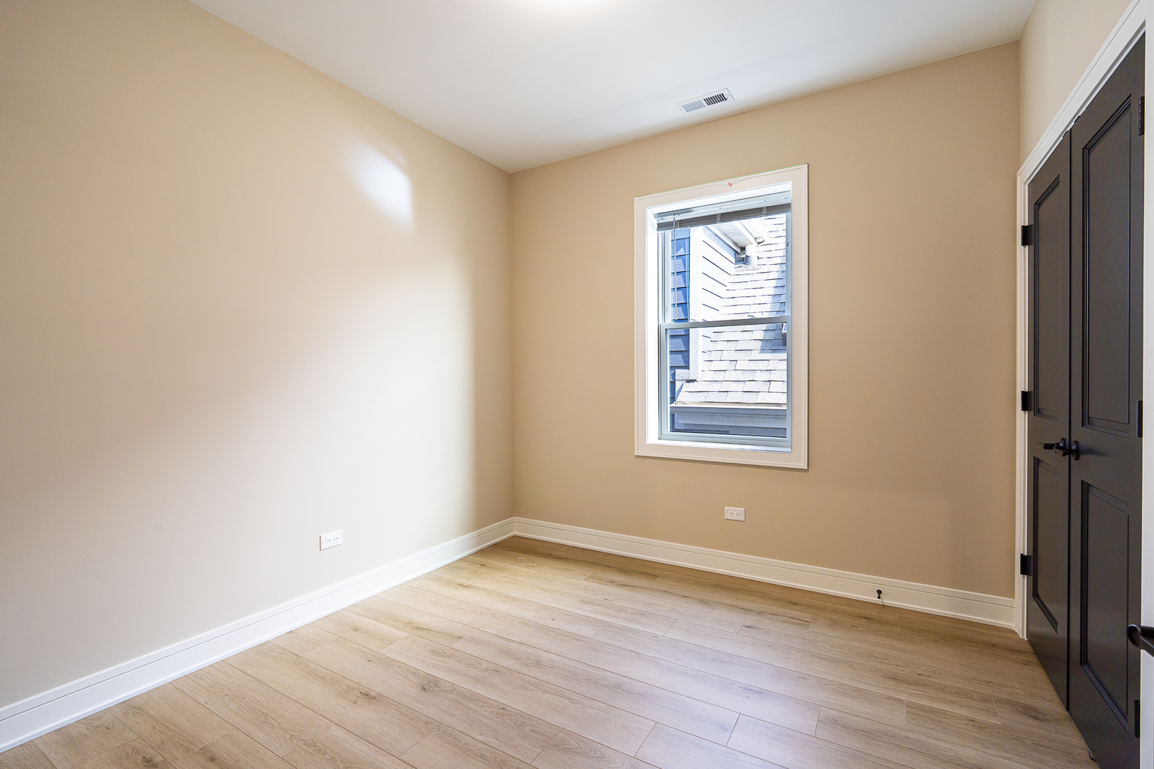 6621 S Drexel Avenue Property Photo 20