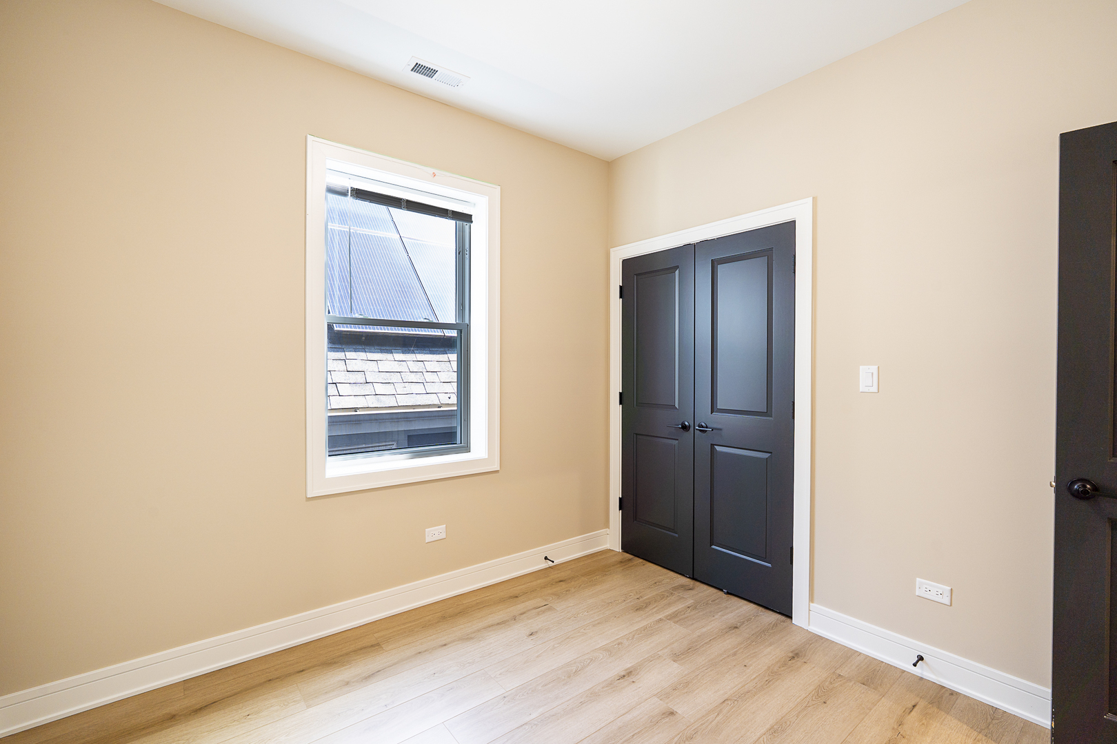 6621 S Drexel Avenue Property Photo 25