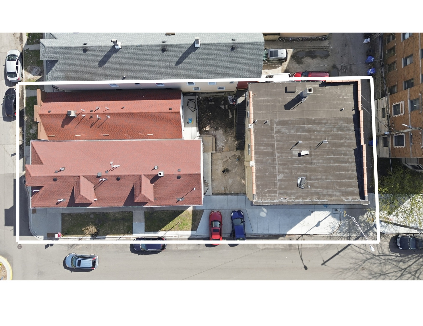4800 S Winchester Avenue Property Photo 3