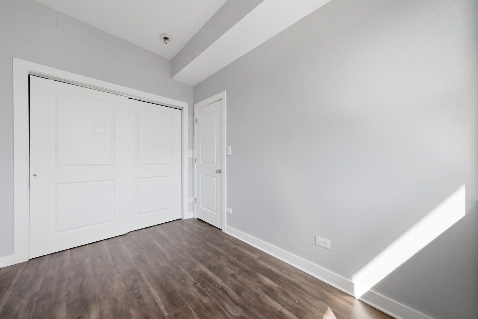 4800 S Winchester Avenue Property Photo 10