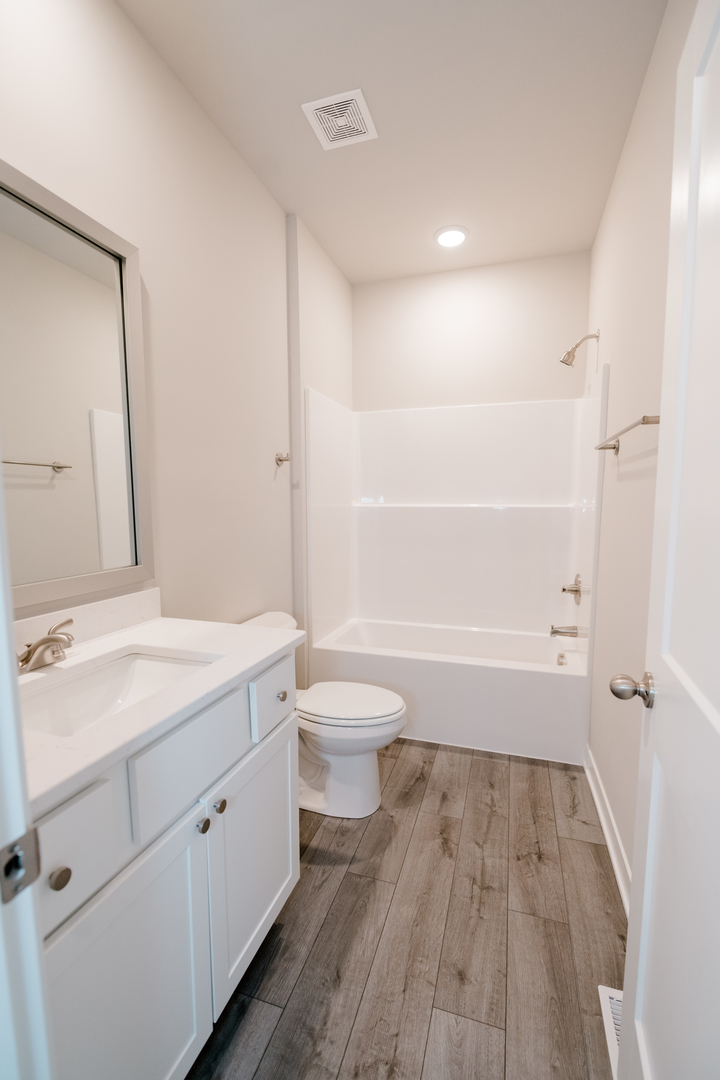 6134 Duggleby Avenue Property Photo 6