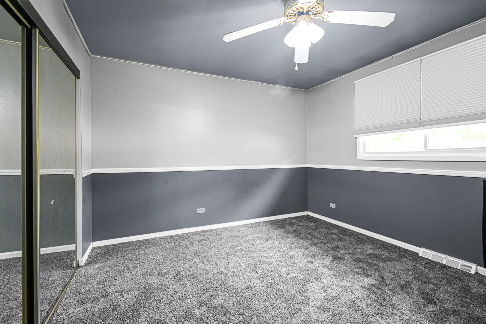 15601 Ridgeland Avenue Property Photo 17