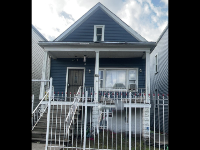 1250 W 49th Place Property Photo 1