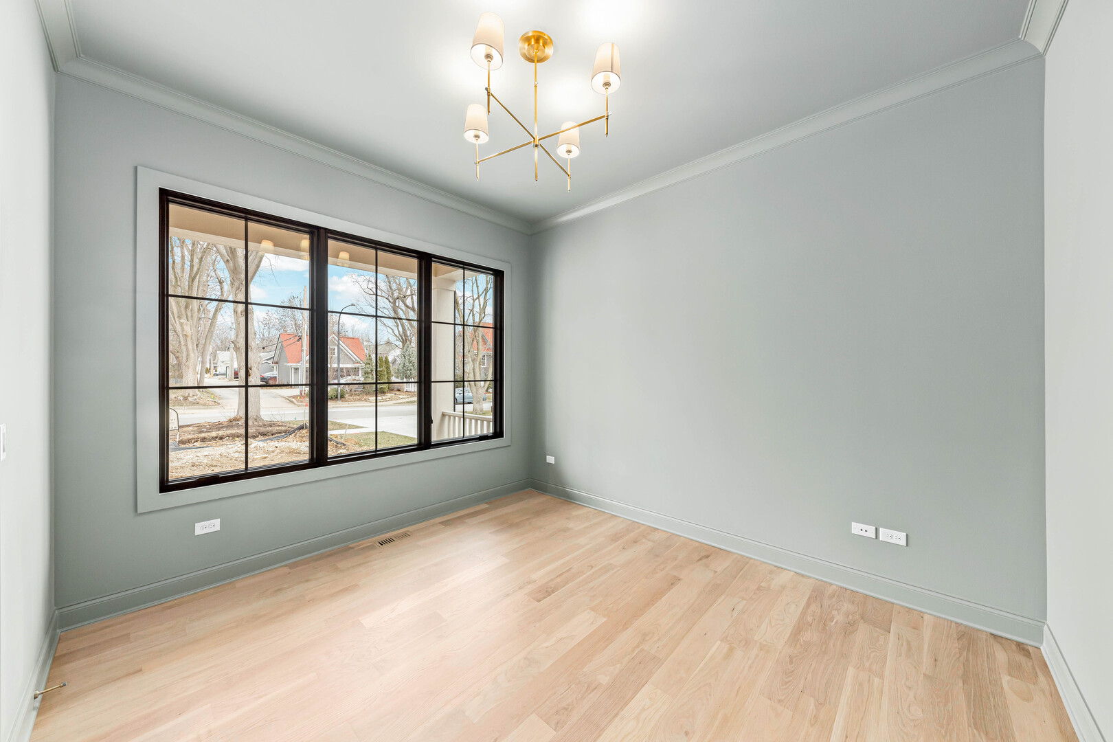 660 N Eagle Street Property Photo 5