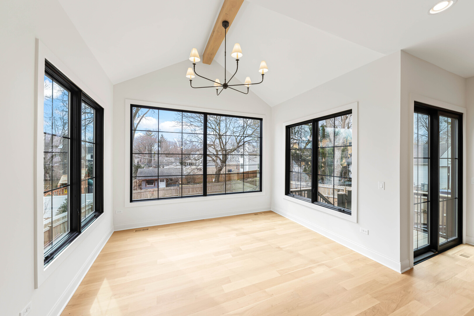 660 N Eagle Street Property Photo 18