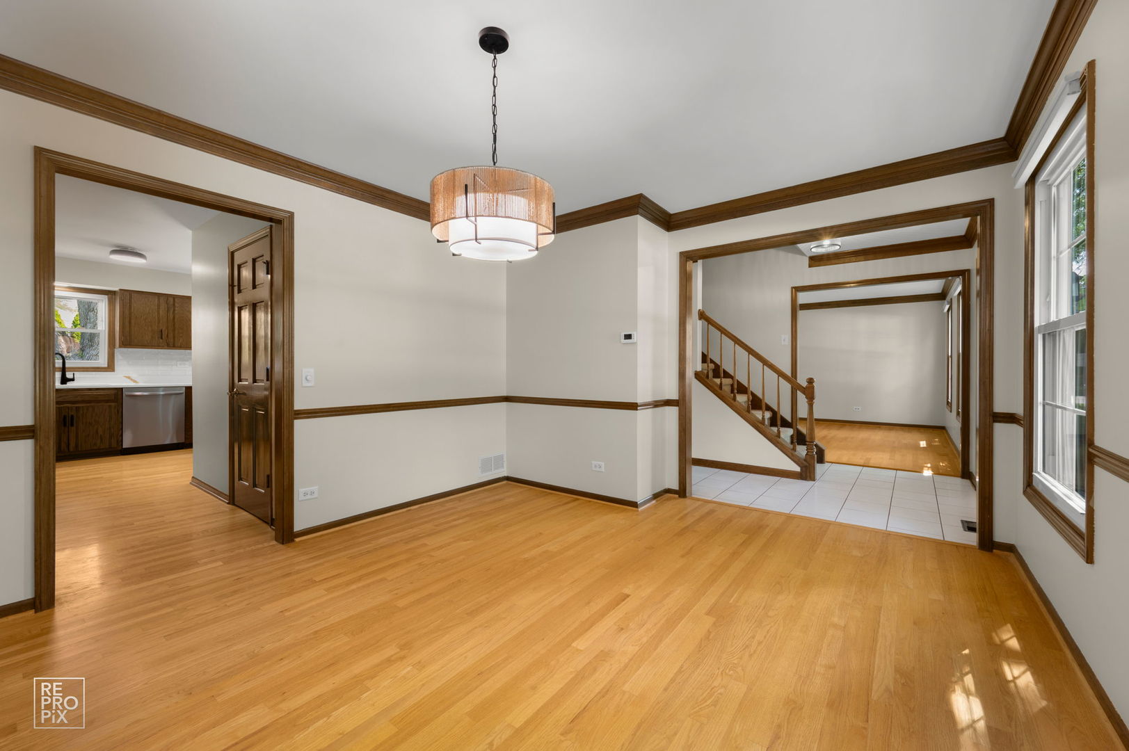 1749 E Bailey Road Property Photo 6