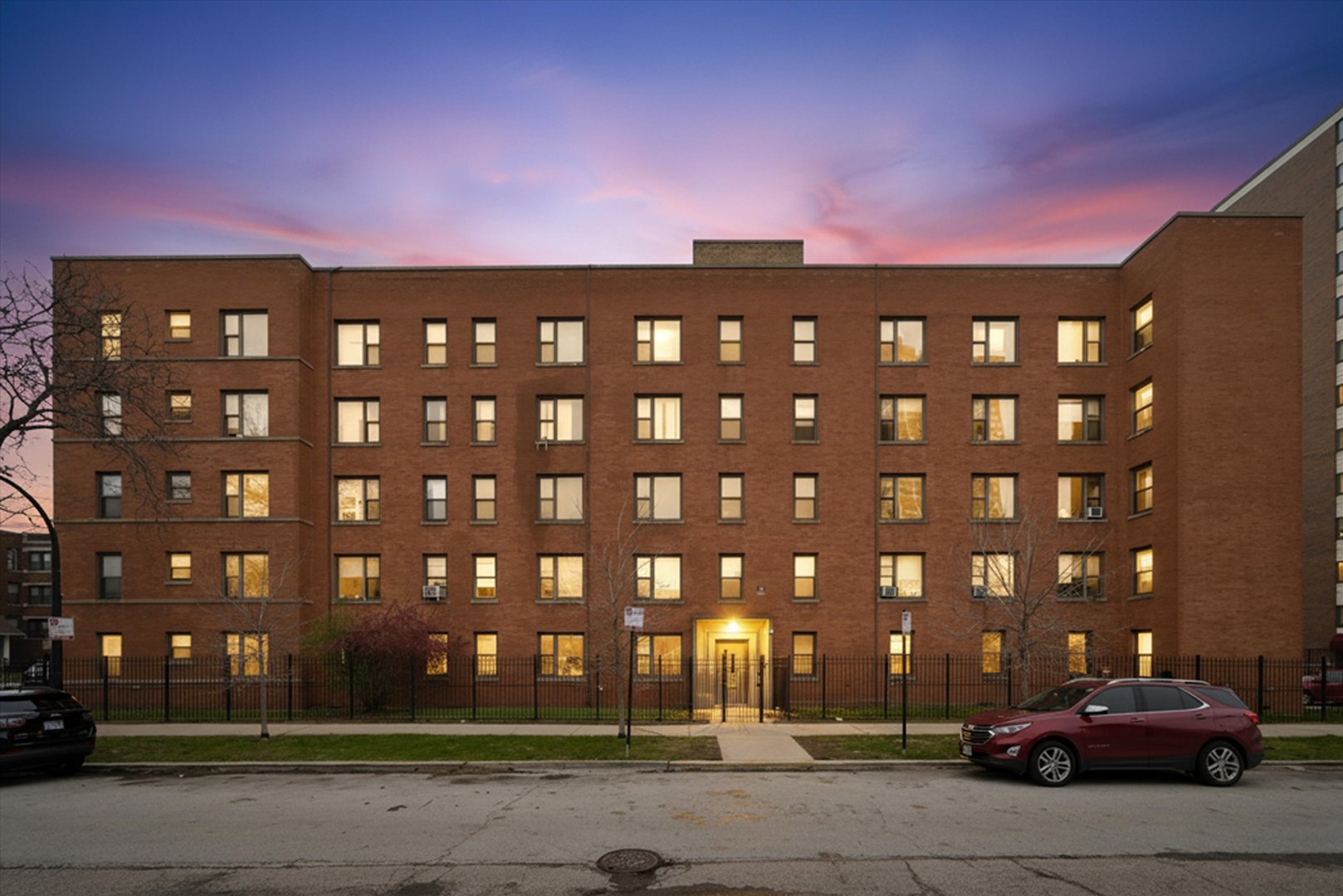 7363 S South Shore Drive 505 Property Photo 1