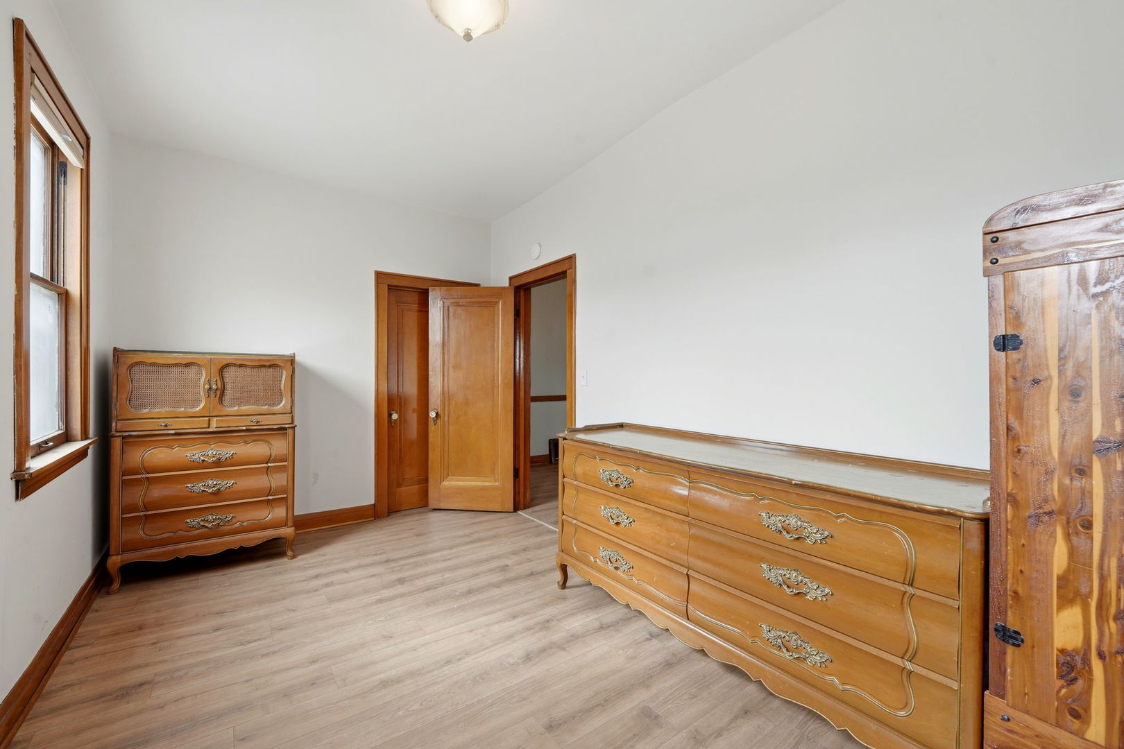 2111 Main Street Property Photo 9