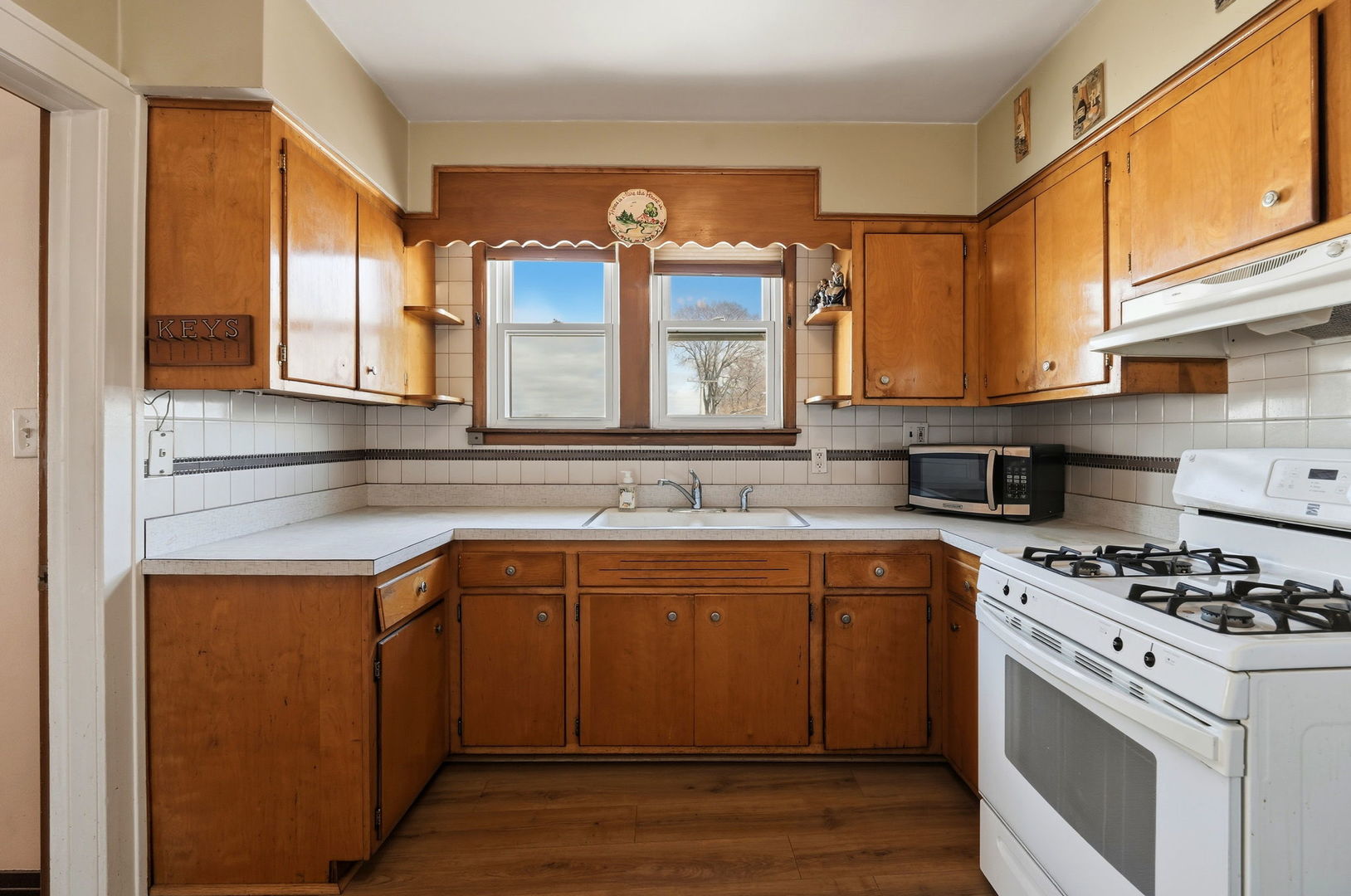 2111 Main Street Property Photo 16