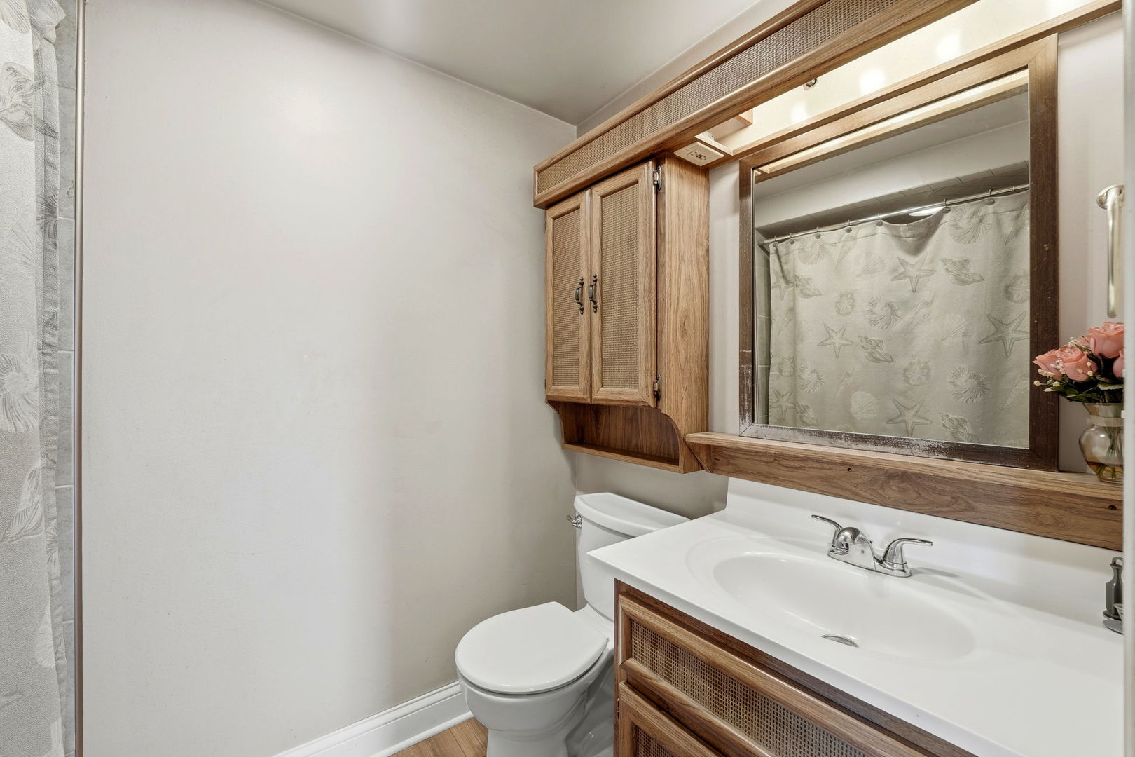 2111 Main Street Property Photo 21