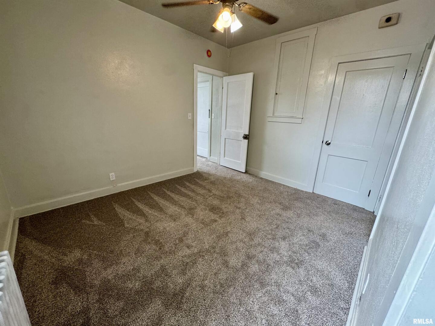1622 Washington Street 4 Property Photo 6