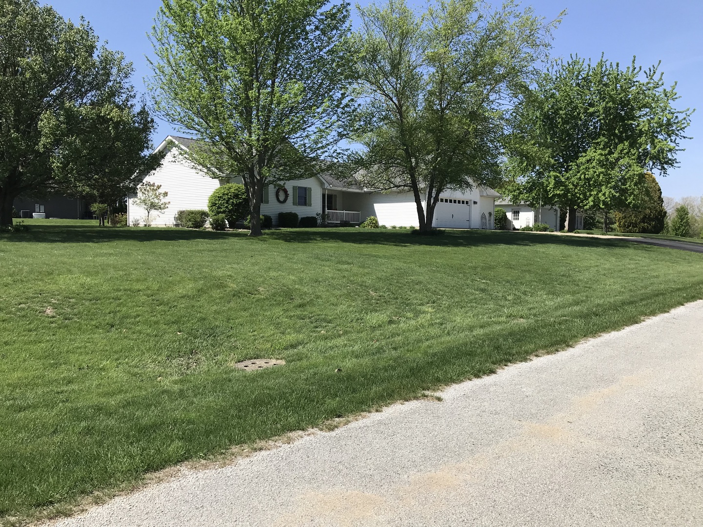 115 Seneca Lane Property Photo 1