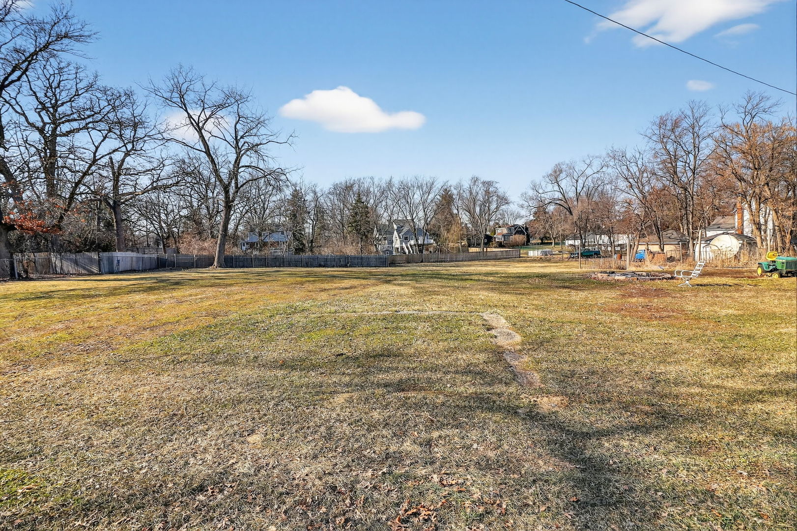 325 Oldfield Road Property Photo 6