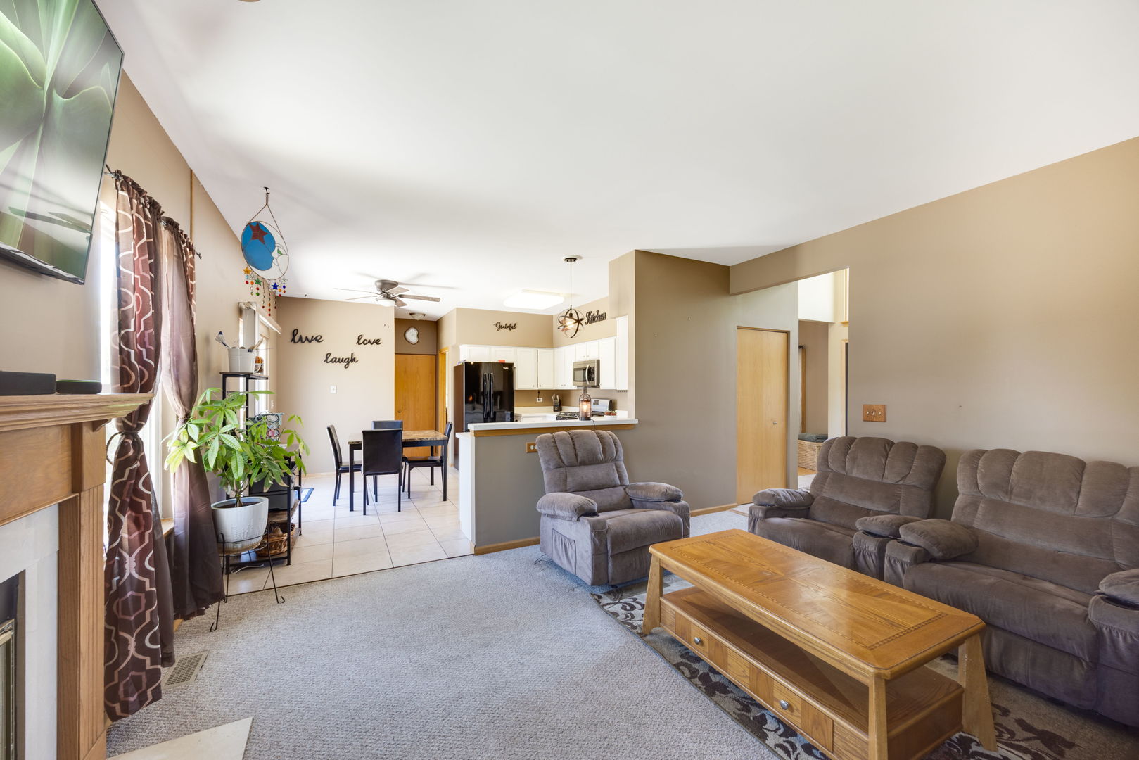 8 Elizabeth Court Property Photo 8